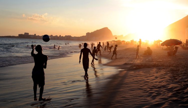 Pôr do sol no Rio de Janeiro
