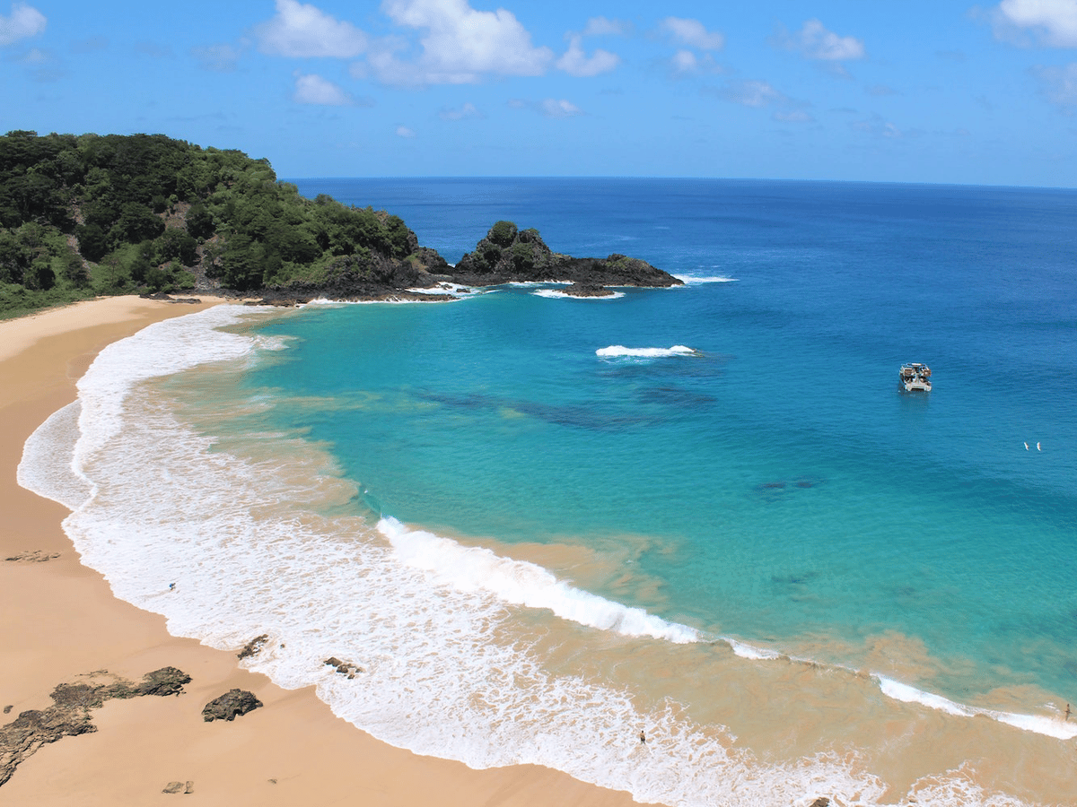 As 13 melhores praias do Brasil