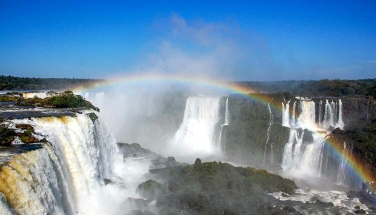 Foz do Iguaçu, vista aérea das cataratas