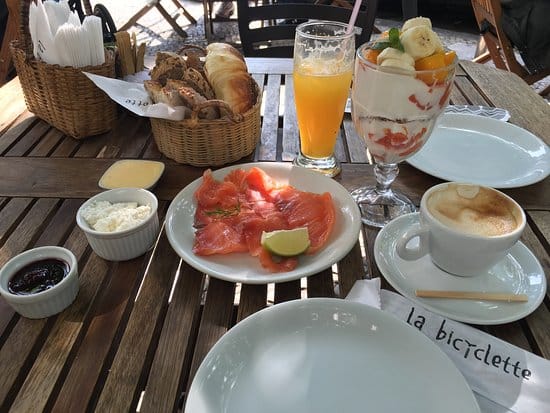 lugares para tomar café da manhã no Rio de Janeiro
