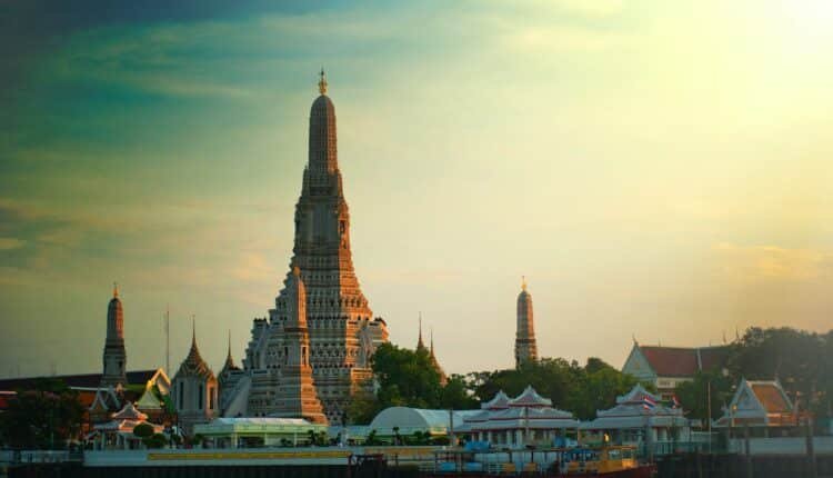 Bangkok: Fuso horário, jet lag, remédios, internet e segurança