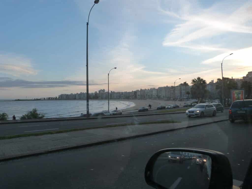 Uruguai de carro. Paisagens incríveis, boas estradas, comida deliciosa e cordialidade! uruguai de carro