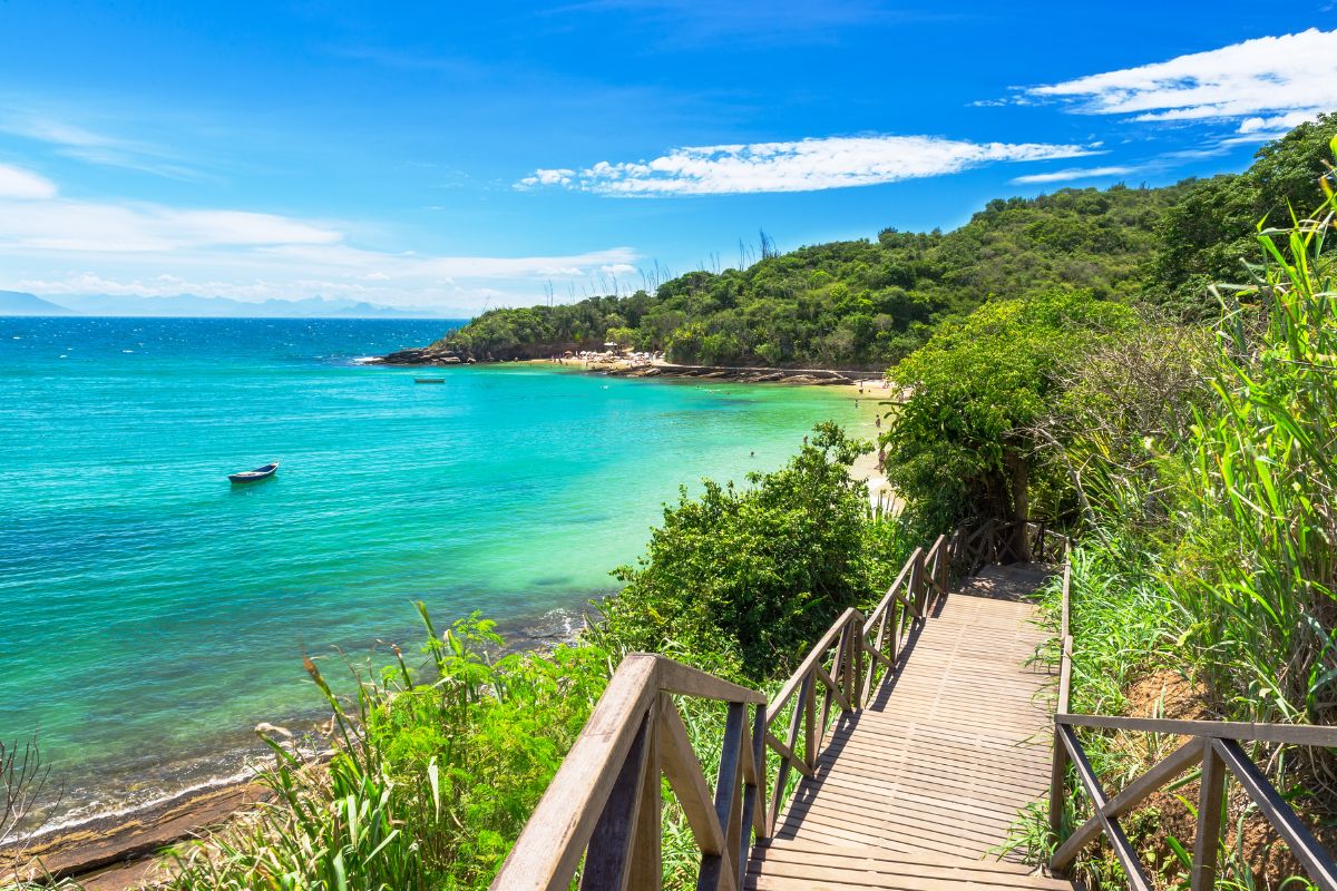 praia da azeda búzios